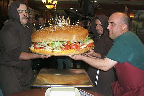 4401165_new_biggest_burger_001.jpg‏