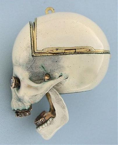 4339164_skull_clock_005.jpg‏