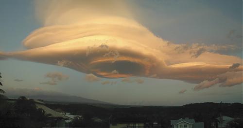 lenticular_hawaii.jpg‏