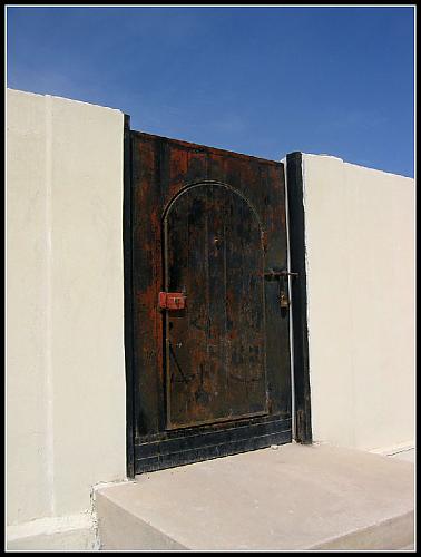 door_to_nowhere.jpg‏